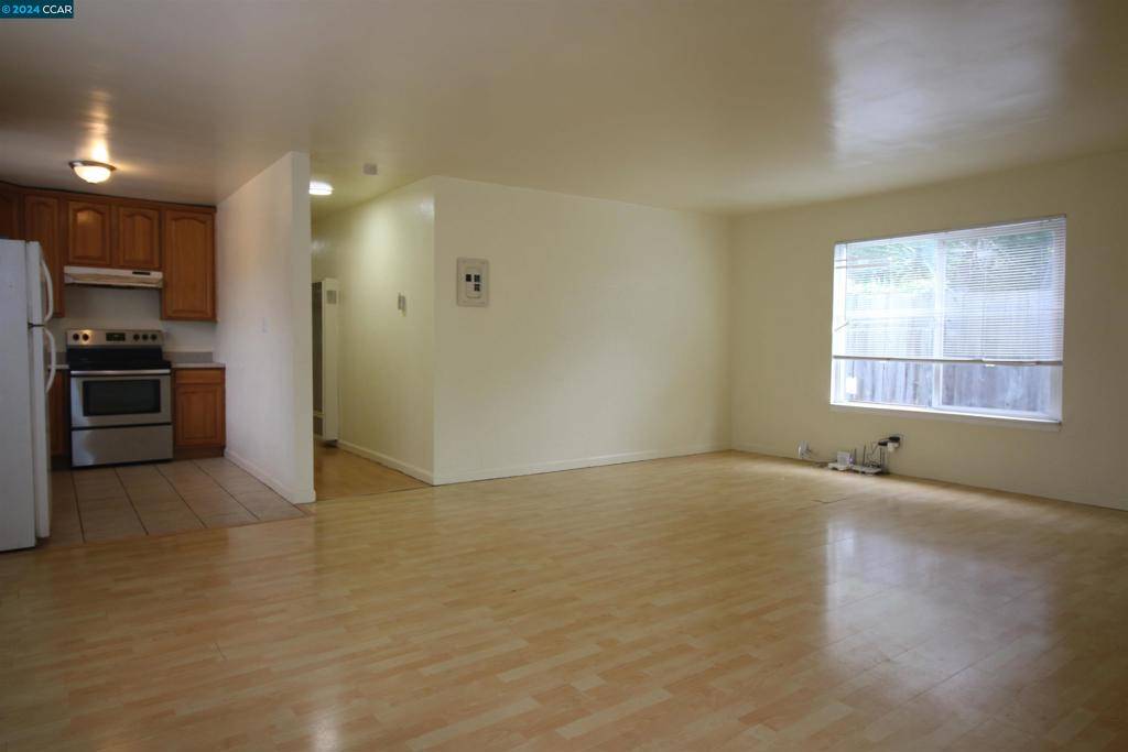 Oakland, CA 94606,1818 E 22nd