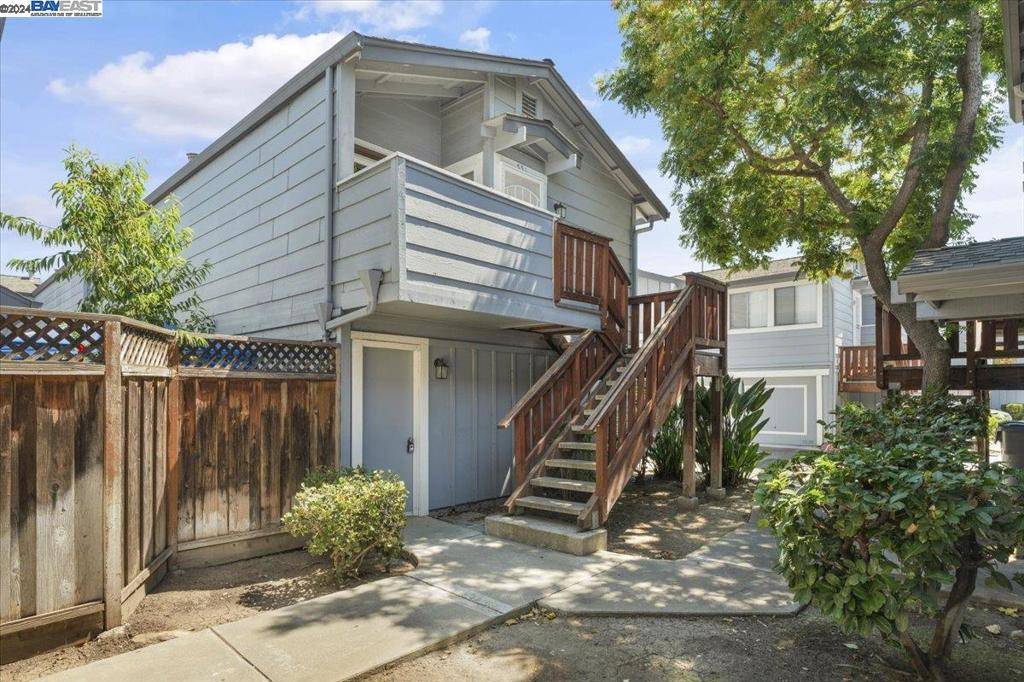 San Jose, CA 95111,551 Groth Pl