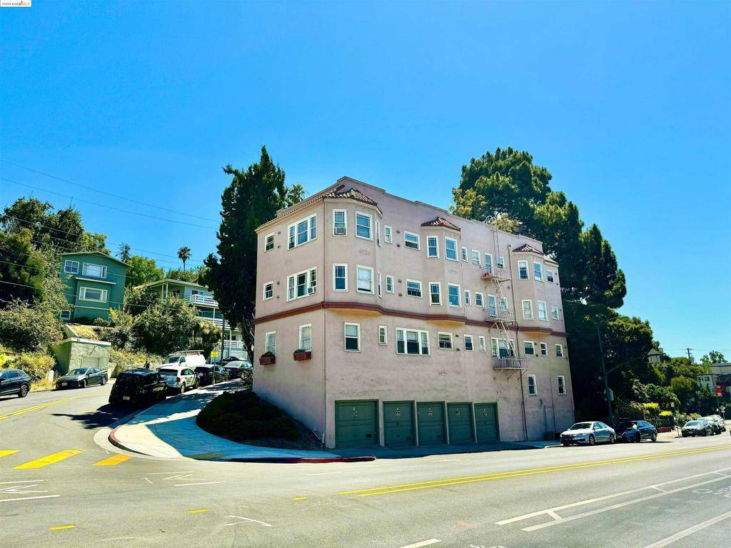 Oakland, CA 94610,809 E 28th St