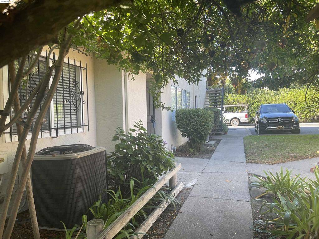 Concord, CA 94518,1093 Del Rio Cir