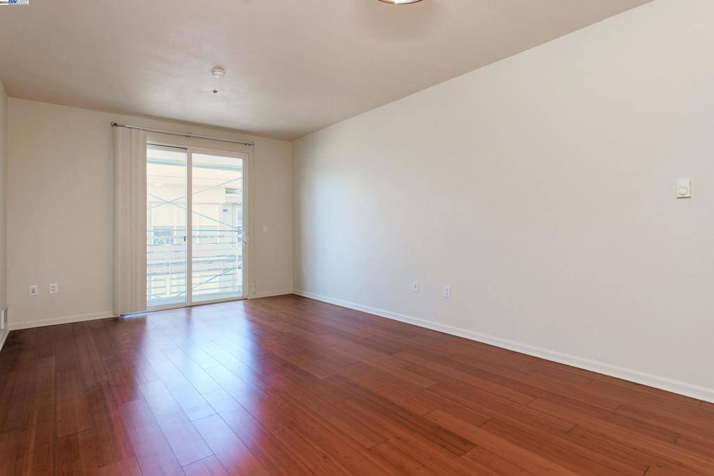 San Francisco, CA 94134-3337,301 Crescent Court #3410