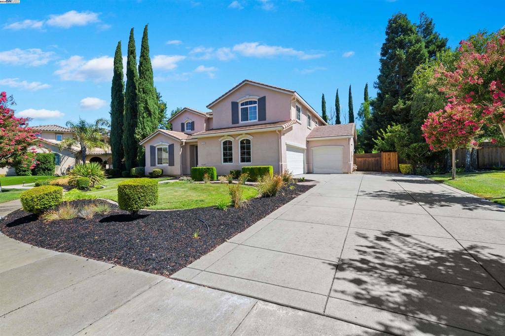 Livermore, CA 94551,2247 Bluffs Ct