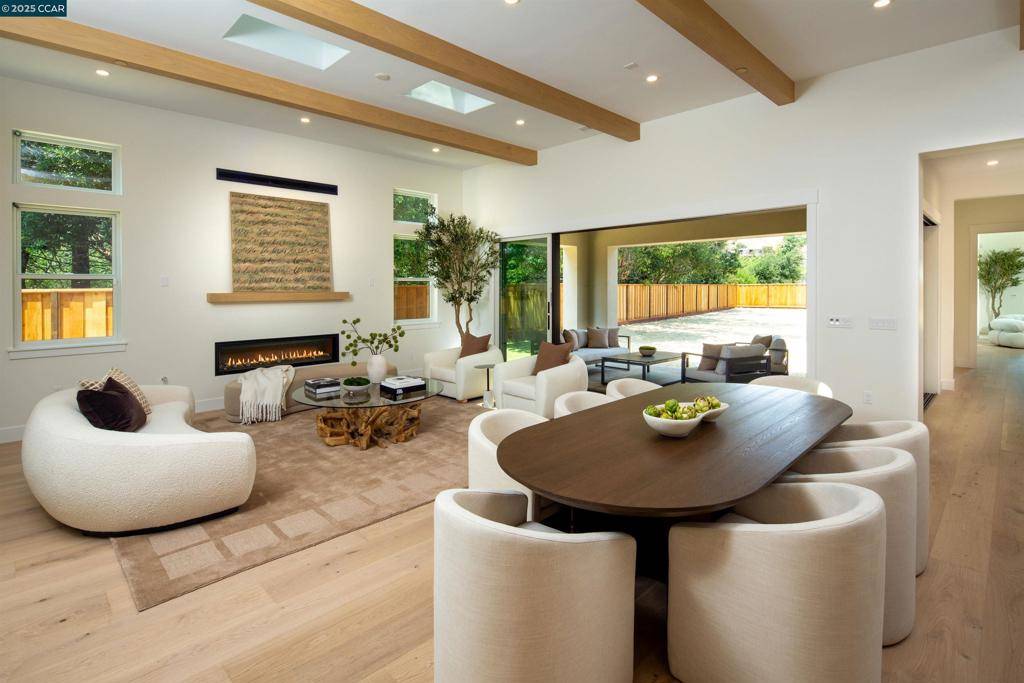 Napa, CA 94558,1015 Borrette Court