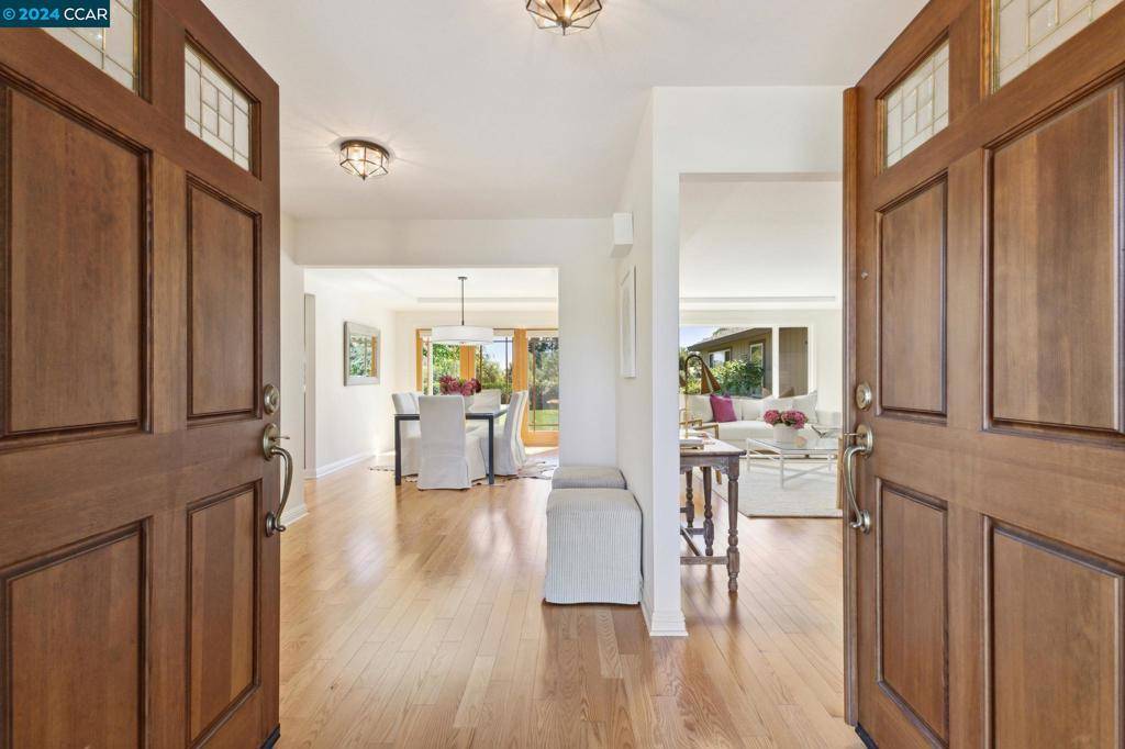 Walnut Creek, CA 94597,201 Tiburon Court