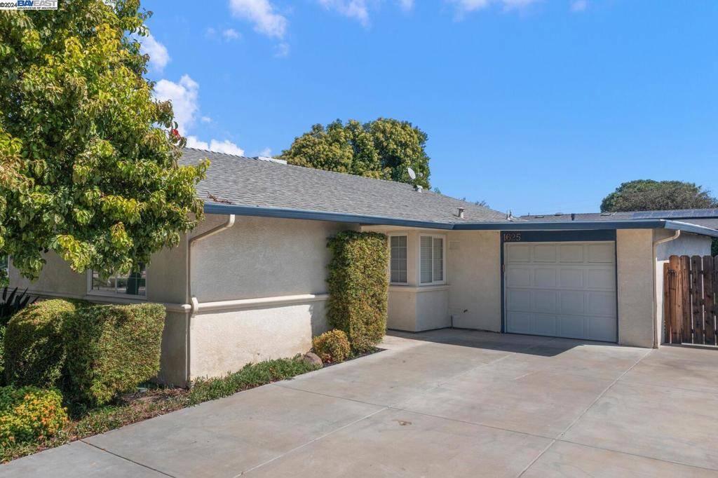 Livermore, CA 94551,1625 Hollyhock St