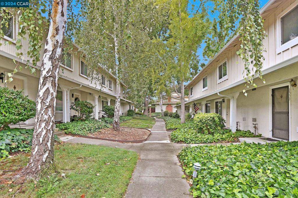 San Ramon, CA 94583,2559 Twin Creeks Dr