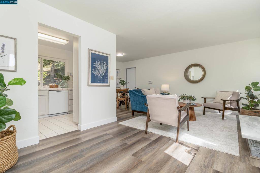 Pinole, CA 94564,2672 Lassen Way
