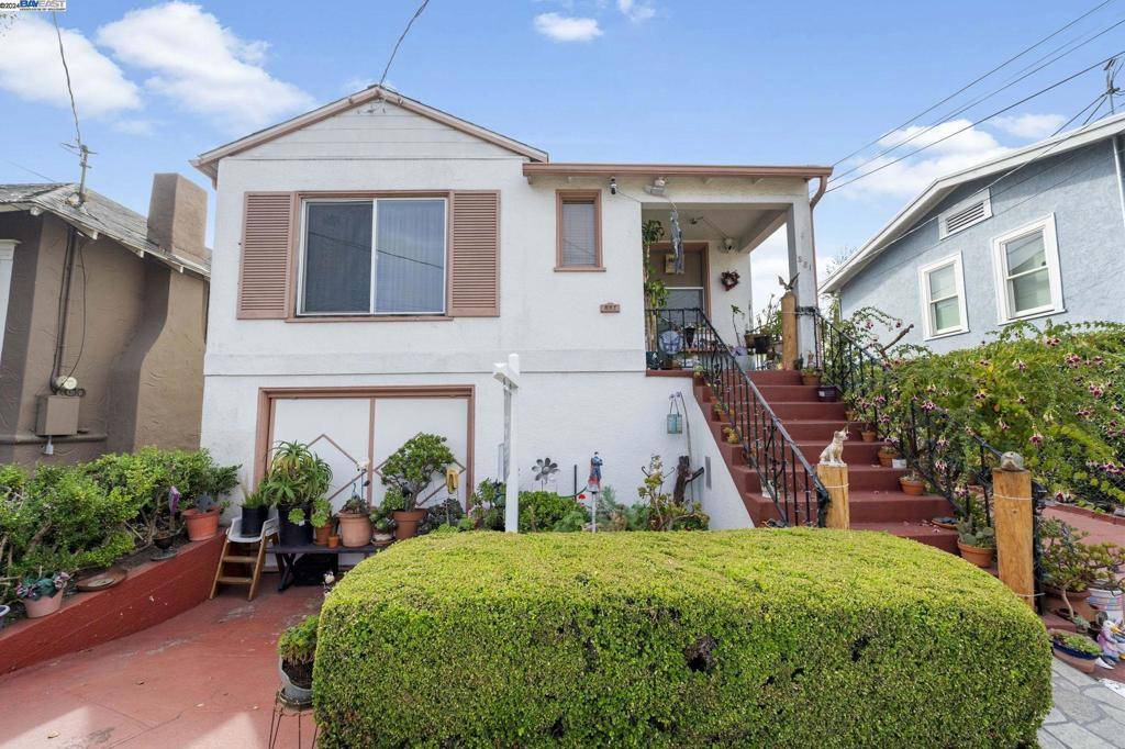 Oakland, CA 94608,883 46TH ST