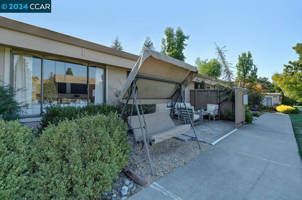 Walnut Creek, CA 94595,2324 Tice Creek Dr #3