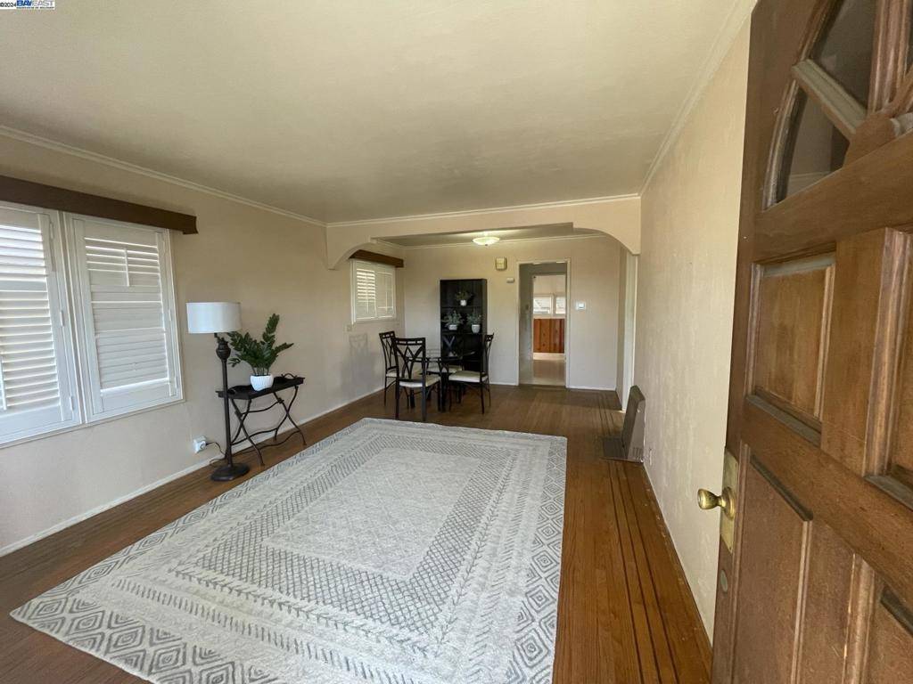 San Leandro, CA 94578-9999,1716 151 ST Avenue