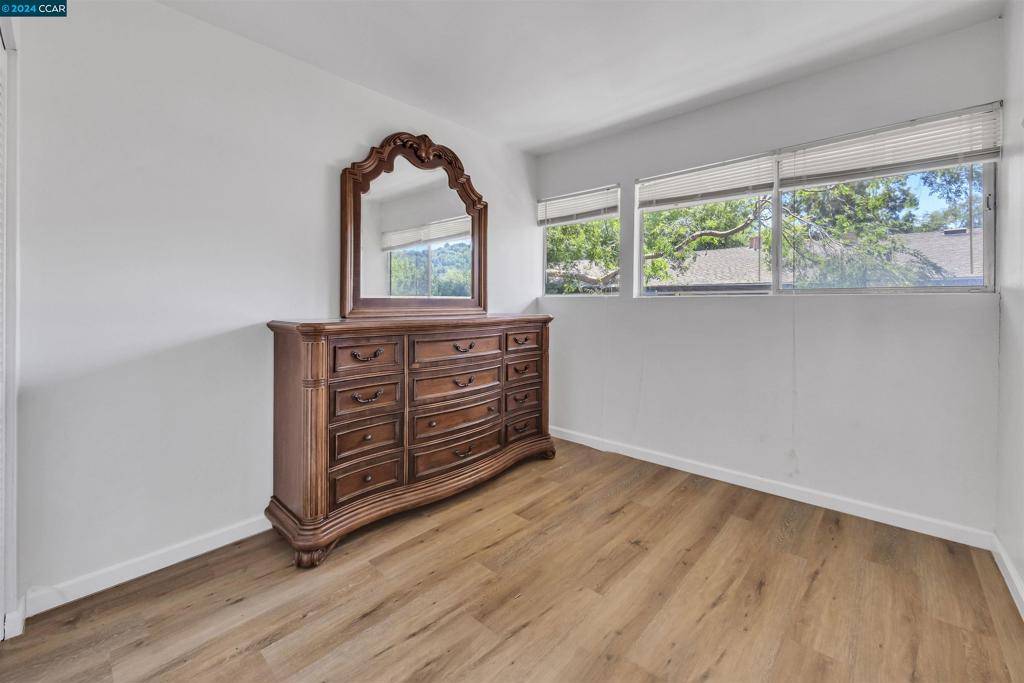 Pinole, CA 94564,2940 Estates Ave #7