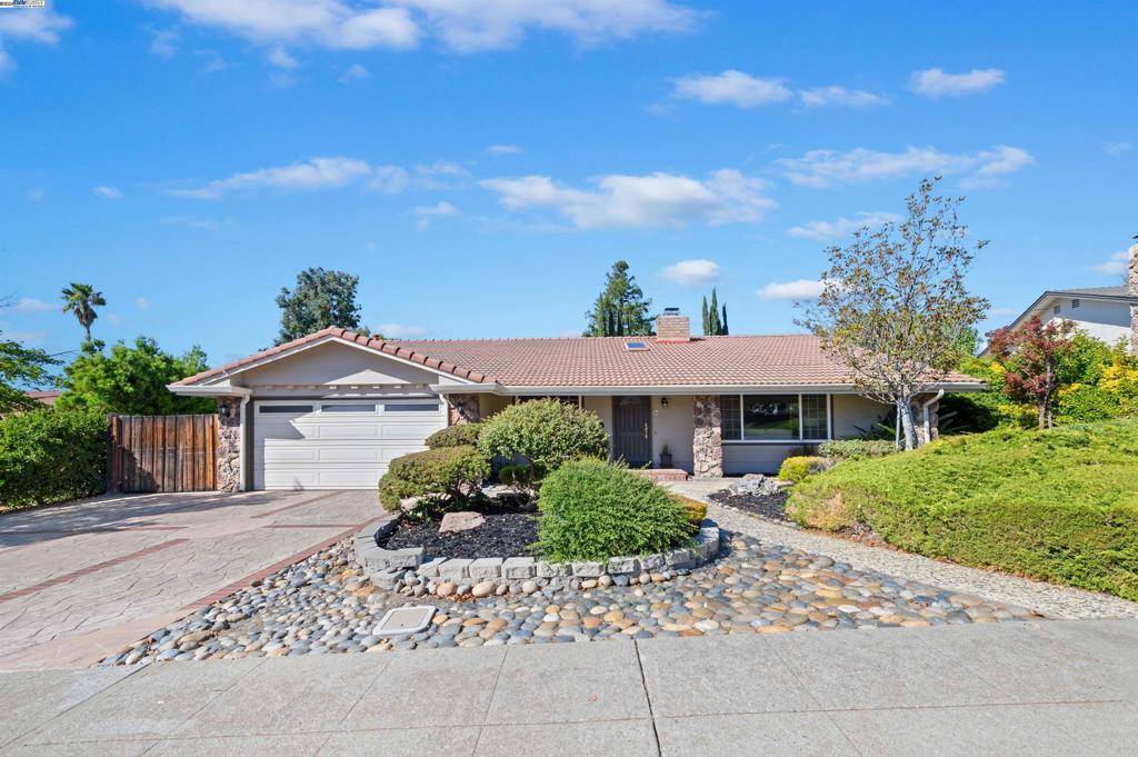 Livermore, CA 94550,1144 Farmington Way