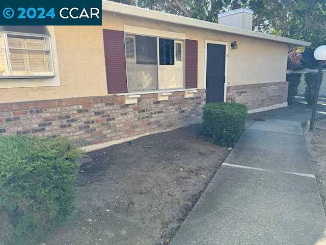 San Pablo, CA 94806,2567 El Portal Dr #A