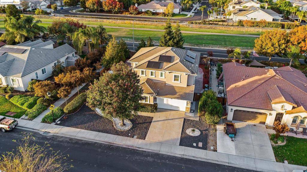 Brentwood, CA 94513,1121 Lavender Dr