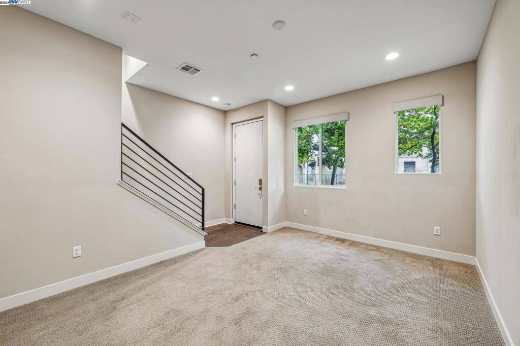 Oakland, CA 94607,1805 16th St