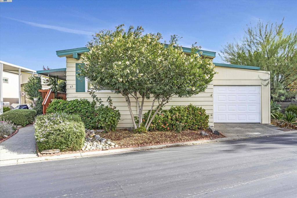 Pleasanton, CA 94566,3263 Vineyard Ave