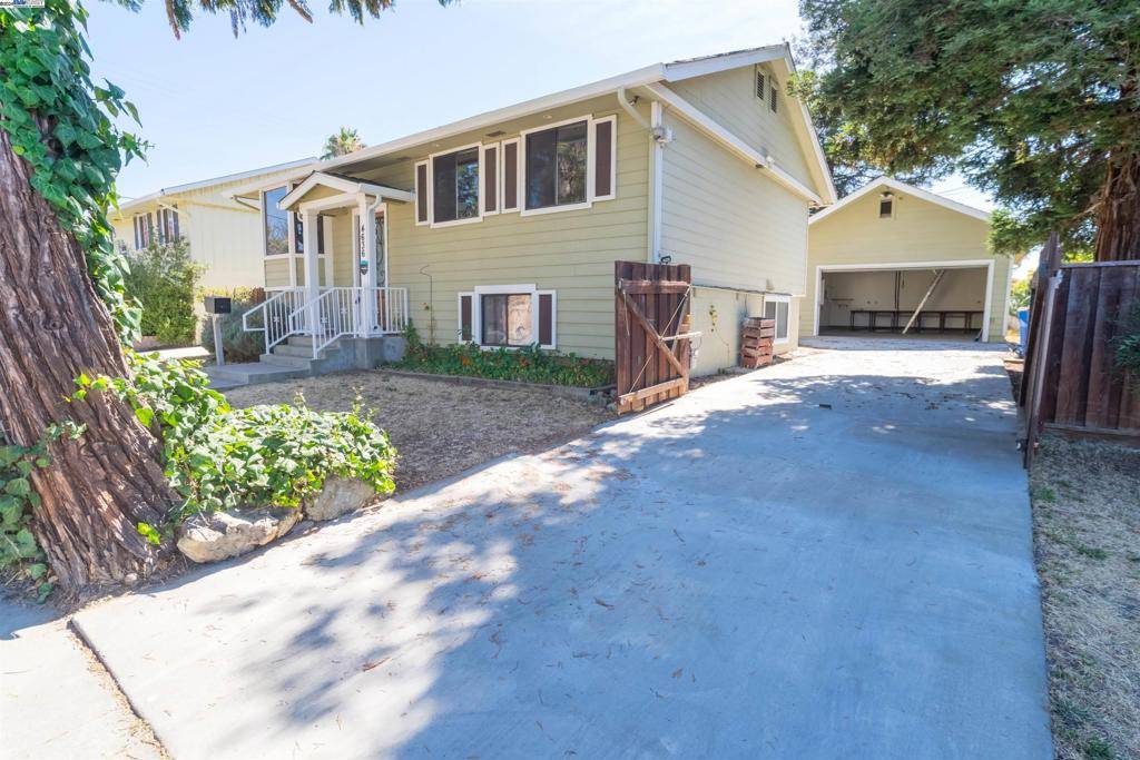 Fremont, CA 94538,4636 Serra Ave