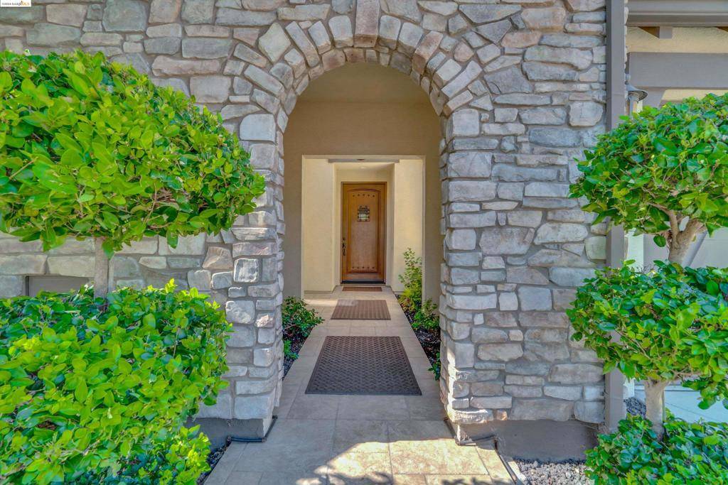 Brentwood, CA 94513,1637 Healing Rock Ct