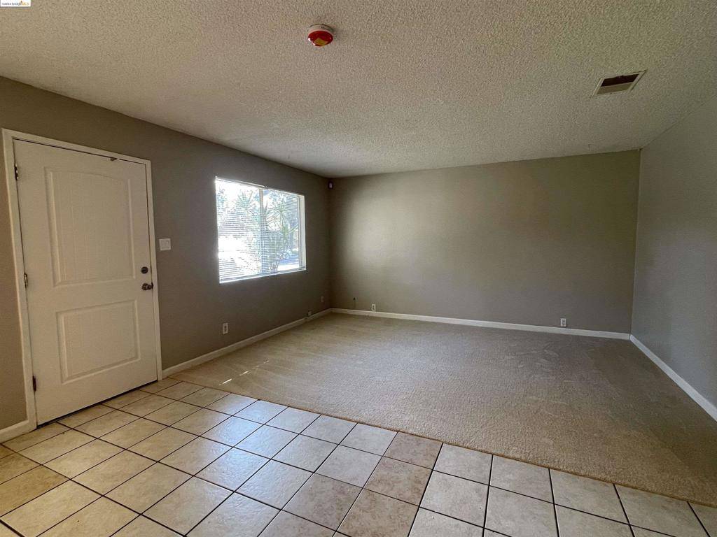 Antioch, CA 94509,2208 Peppertree Way #1