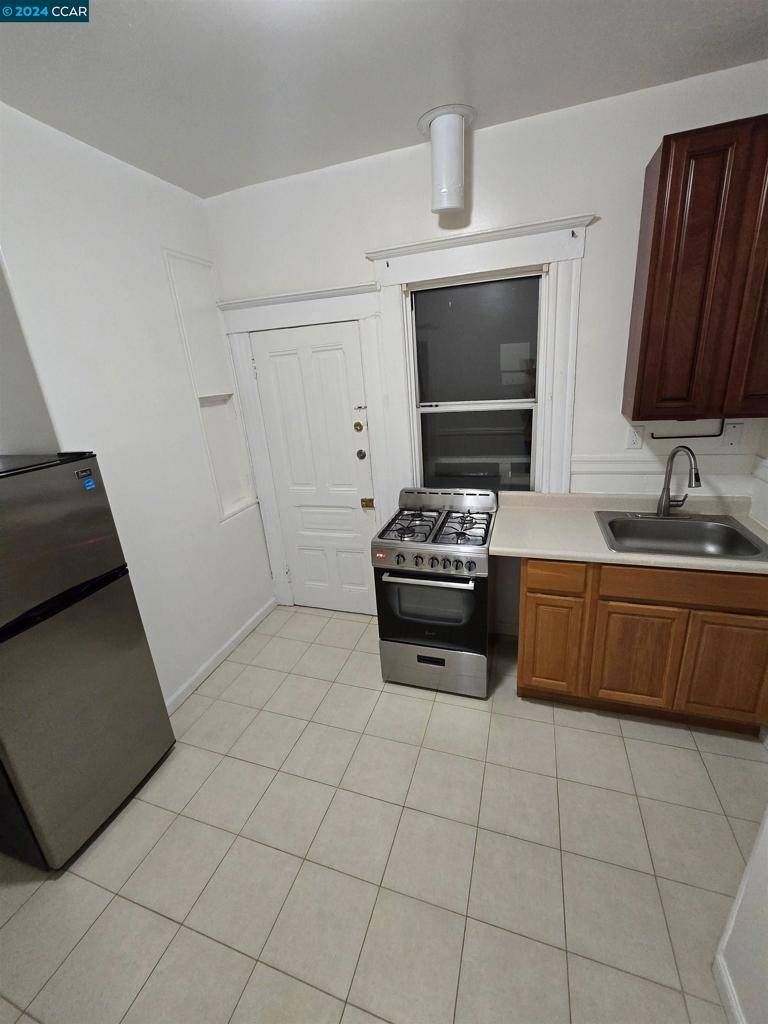 San Francisco, CA 94110,12 Cypress Street