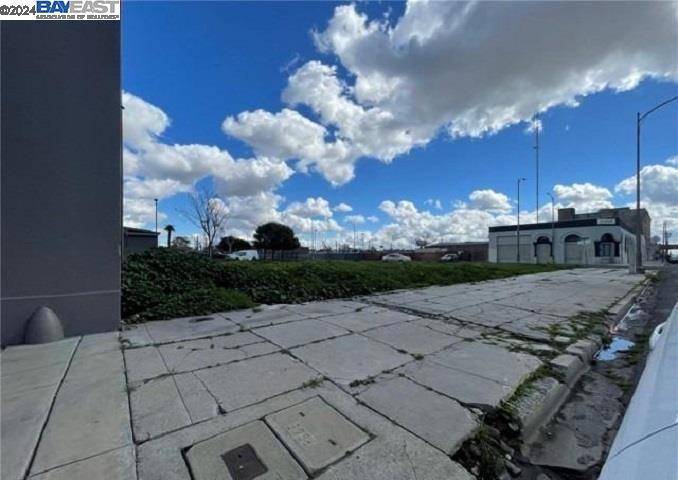 Stockton, CA 95202,909 E Main St.