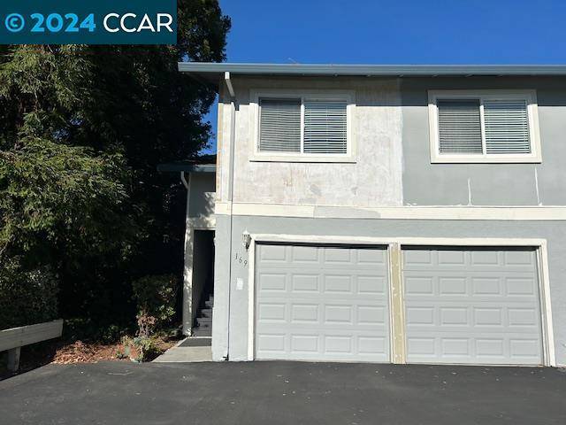 Martinez, CA 94553,169 Holiday Hills Dr