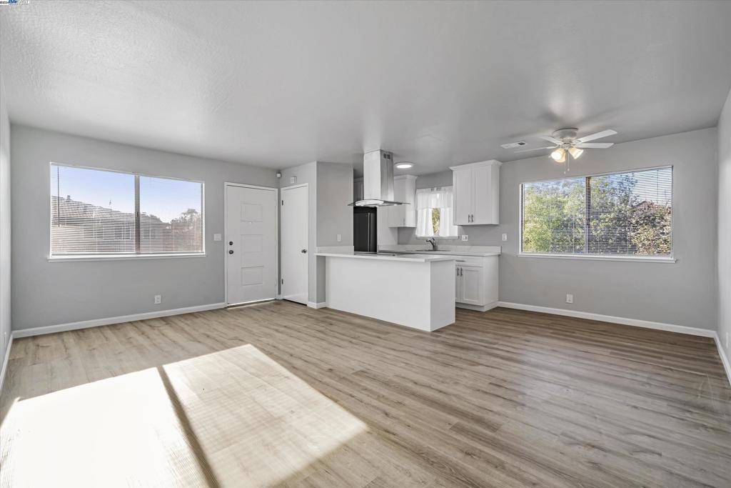 Union City, CA 94587,34701 Alvarado Niles Rd #4