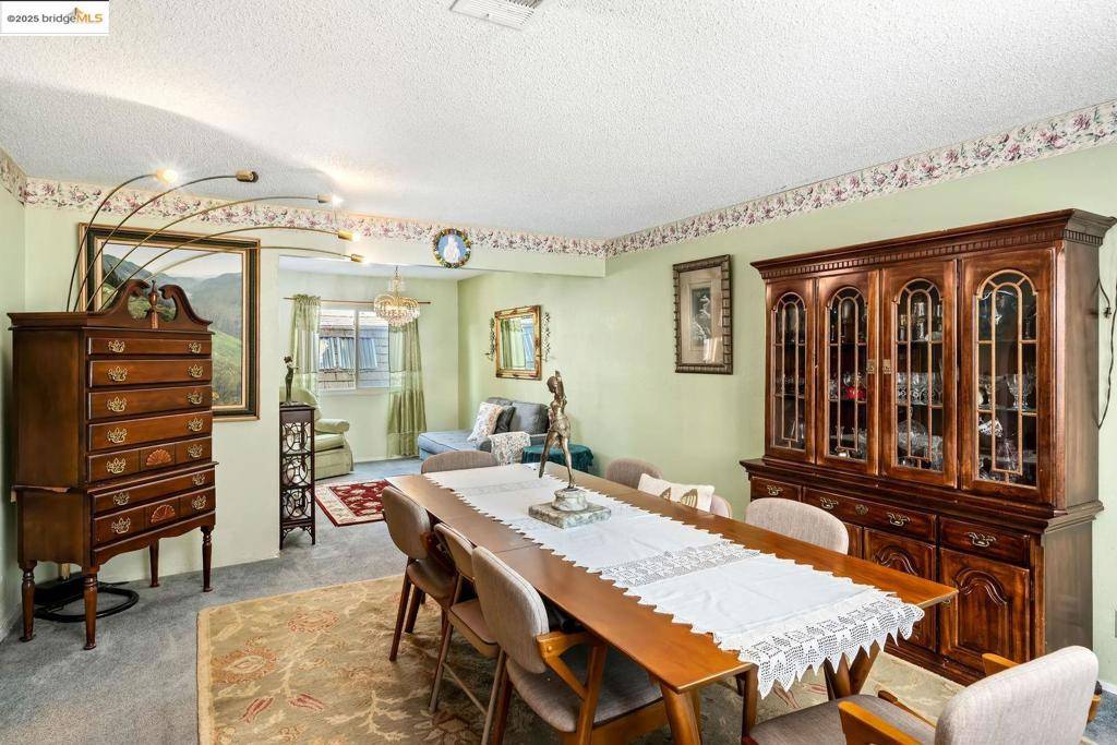 Oakley, CA 94561,1955 Chardonnay DR