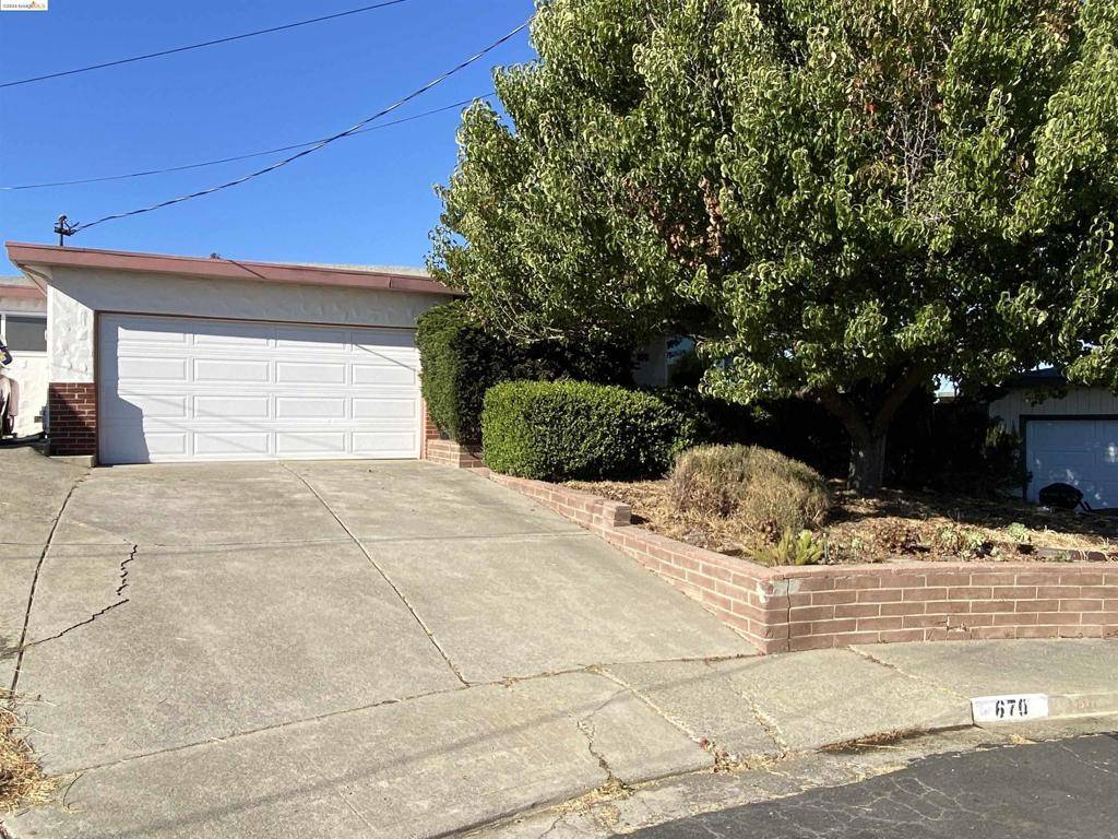 El Sobrante, CA 94803-1612,670 Donna Mae CT