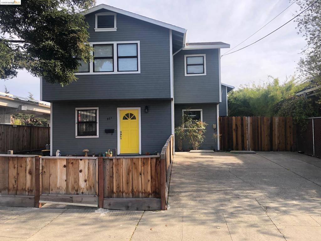 Oakland, CA 94608,807 58th