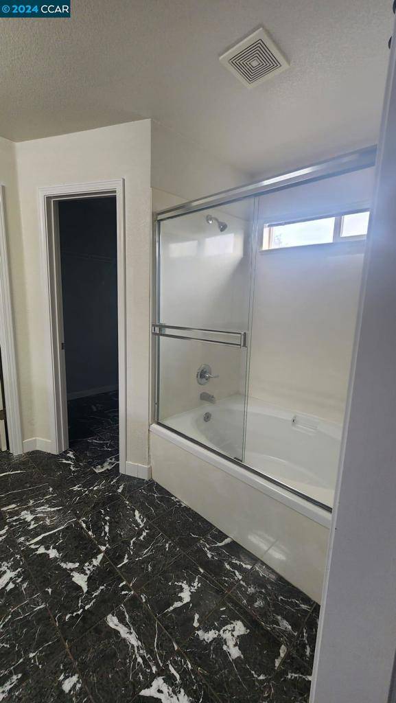 San Jose, CA 95127,3756 Versailles Ct