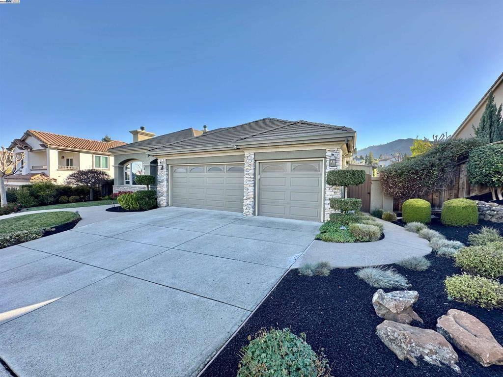 Concord, CA 94521,981 Autumn Oak Cir