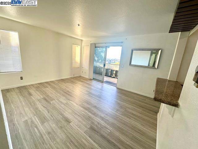 Hayward, CA 94544,661 Royston Ln #337