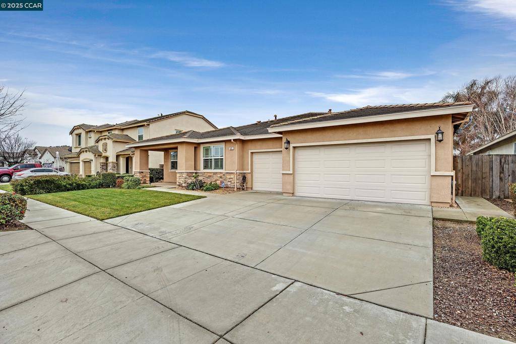 Oakley, CA 94561,827 Pathfinder Ct