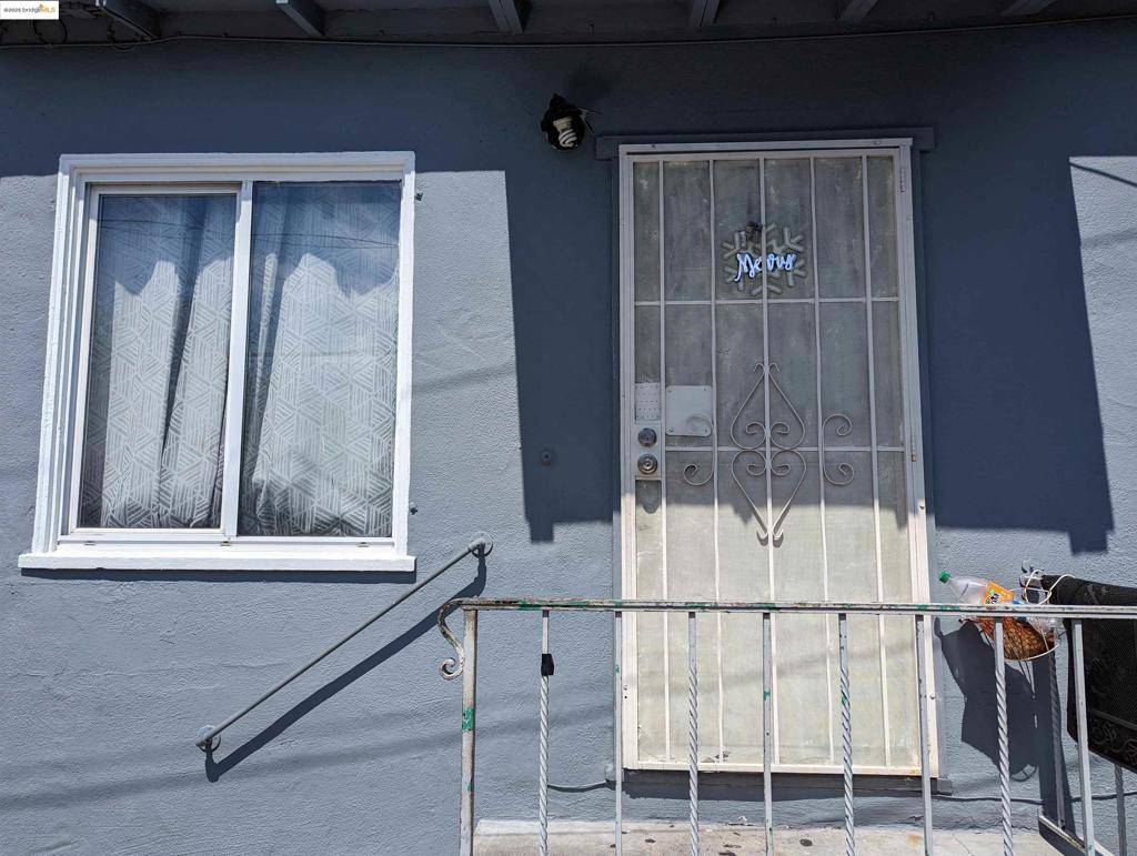 Oakland, CA 94621,1422 83rd Avenue
