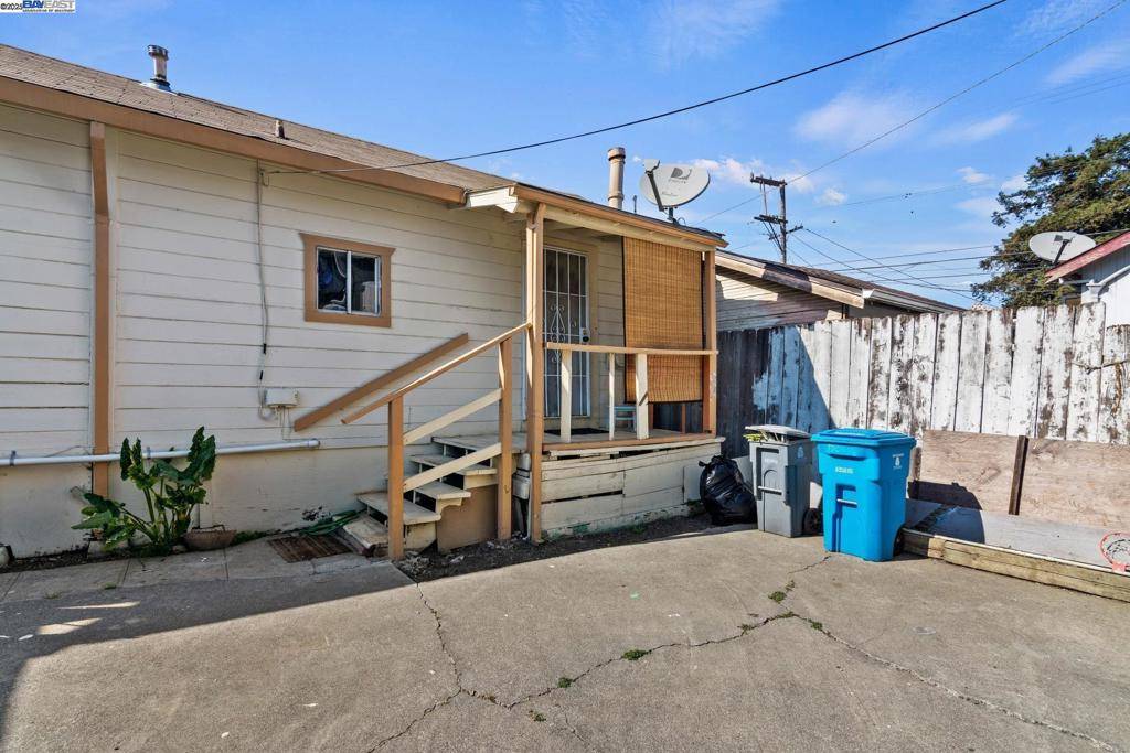 Vallejo, CA 94590,1705 Sutter St