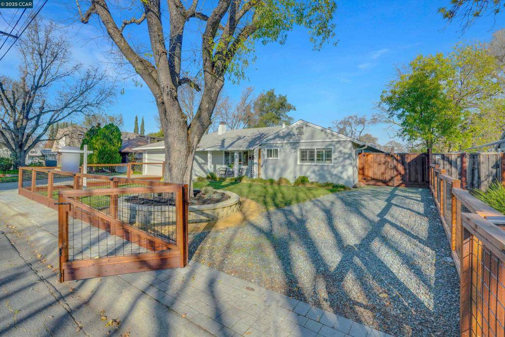 Pleasant Hill, CA 94523,118 Vivian Dr