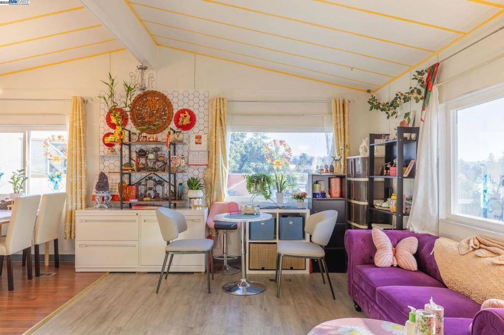 3998 Castro Valley Blvd Castro Valley, CA 94546