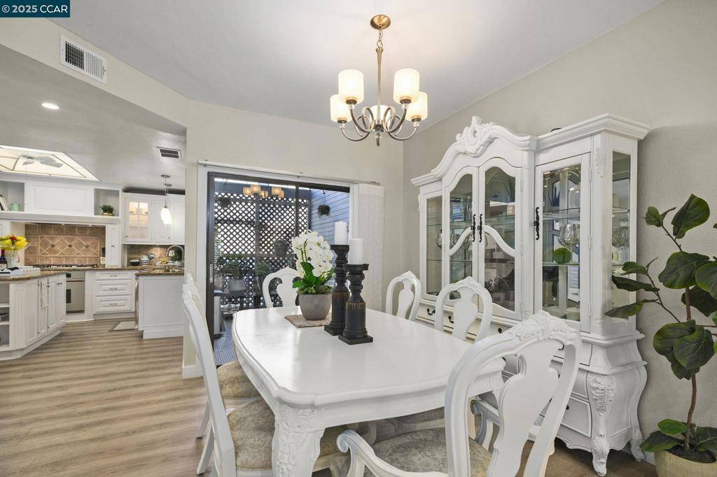 Walnut Creek, CA 94597,1713 Geary Rd