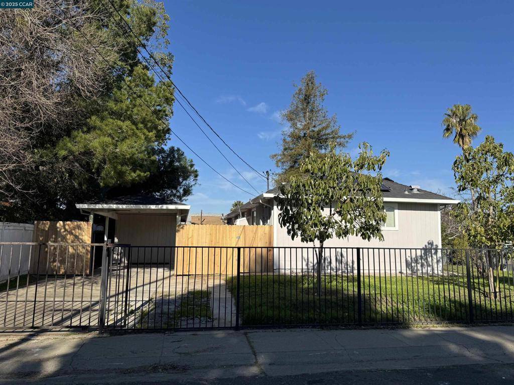 Sacramento, CA 95820,4248 77th St