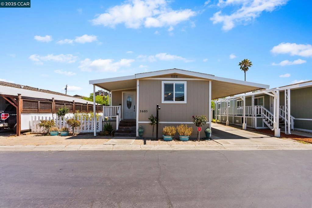 Bethel Island, CA 94511,3605 Hawthorne Dr.