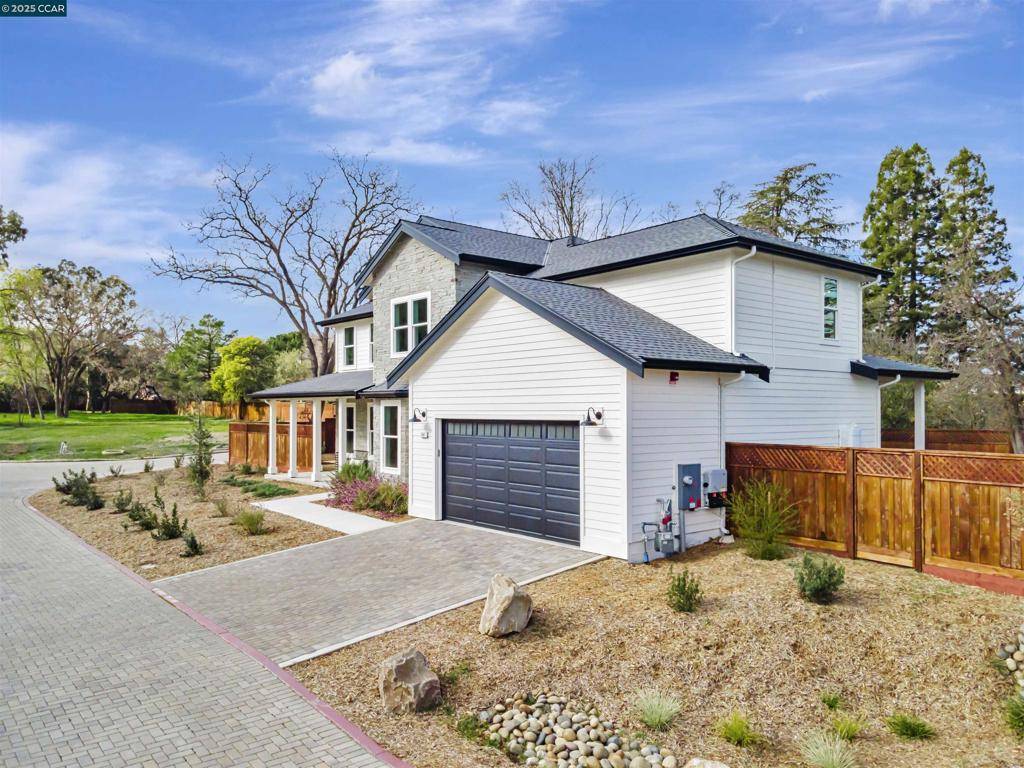 Pleasant Hill, CA 94523-3509,200 Royal Oaks Pl