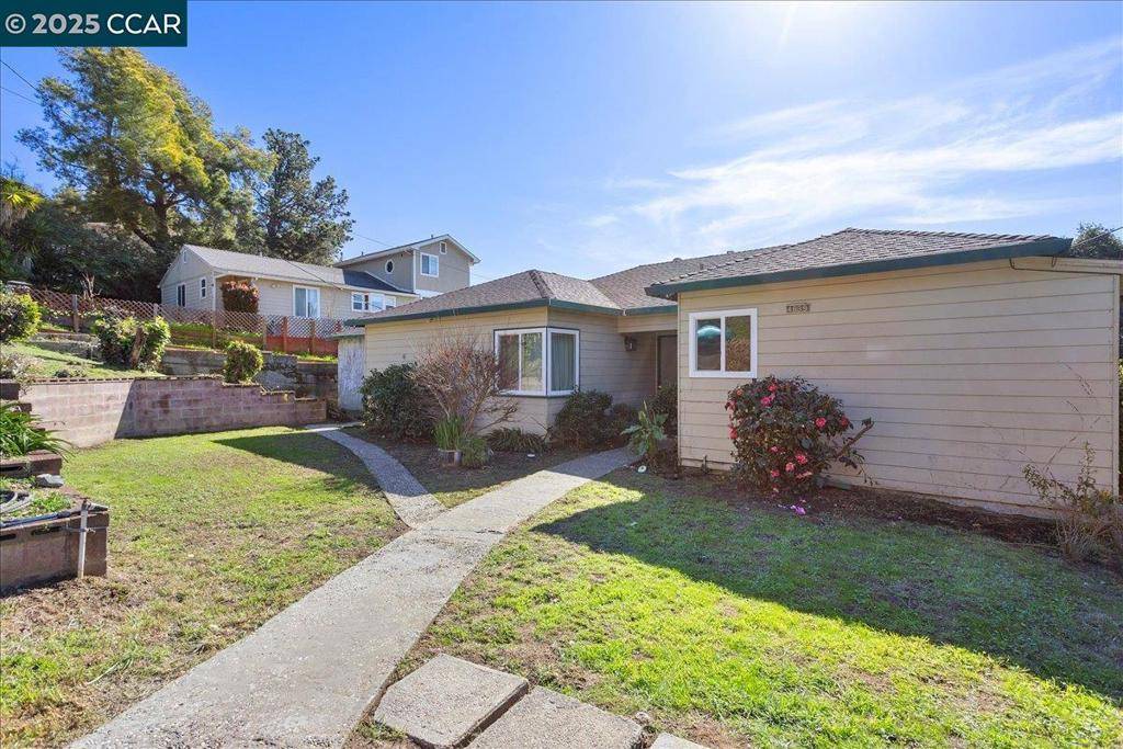 Castro Valley, CA 94546,4639 James Ave
