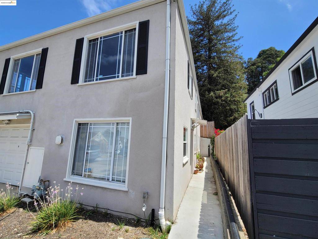 Oakland, CA 94605,7856 Ney Ave