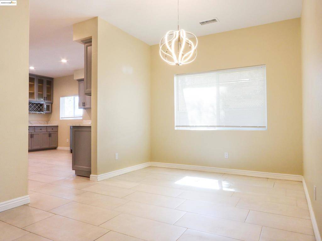 Palmdale, CA 93591,40154 E 179th Street