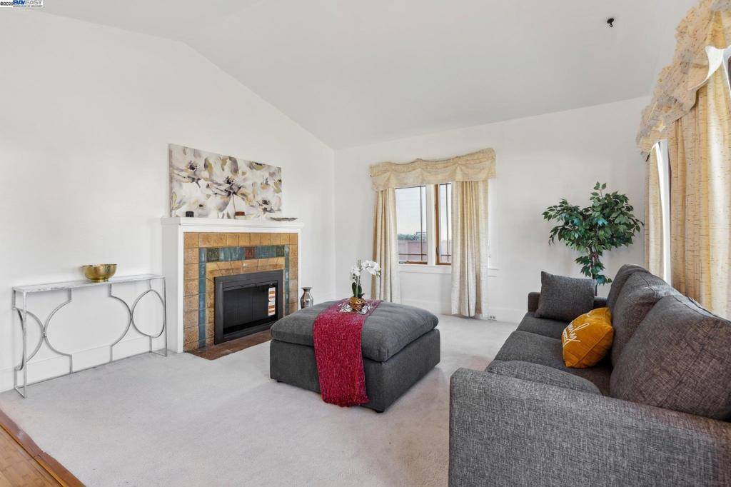Hayward, CA 94541,803 Cherry Way