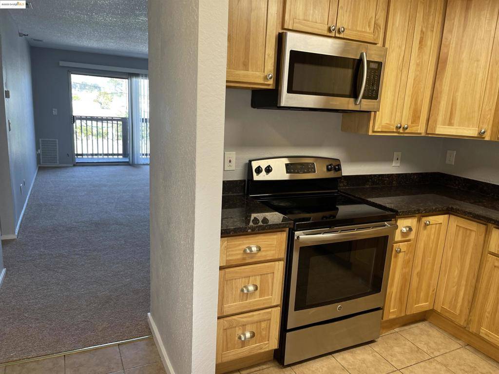 Richmond, CA 94801,1532 Chanslor Ave #V