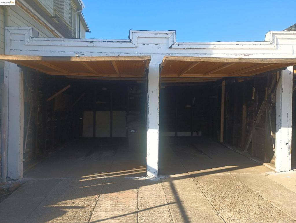 Oakland, CA 94606,847 E 18th