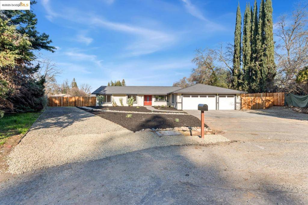 Orangevale, CA 95662,8750 Killdee CT