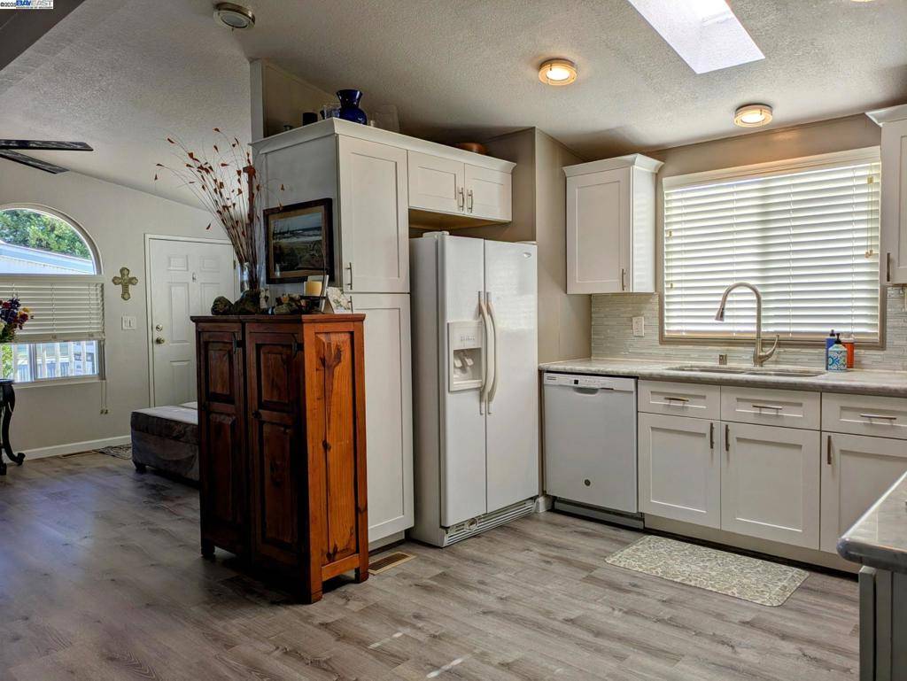 3231 Vineyard 33 Pleasanton, CA 94566